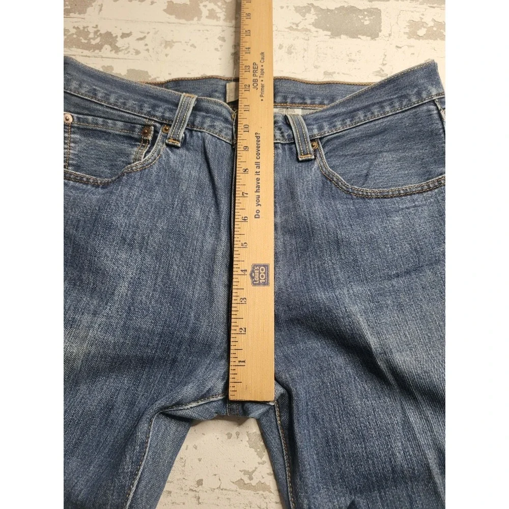 Levis 501 Jeans Mens 32x34 Blue Denim Straight Leg Button Fly Medium Wash‎